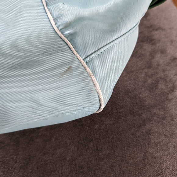 Large Lacoste Duffle Bag. - Picture 4 of 14